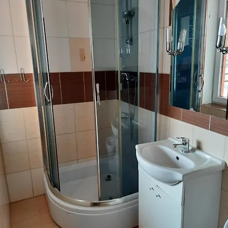 Pensjonat Fleming Gościnne 3*