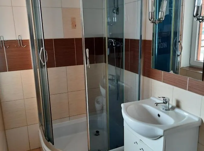 Pensjonat Fleming Gościnne 3*